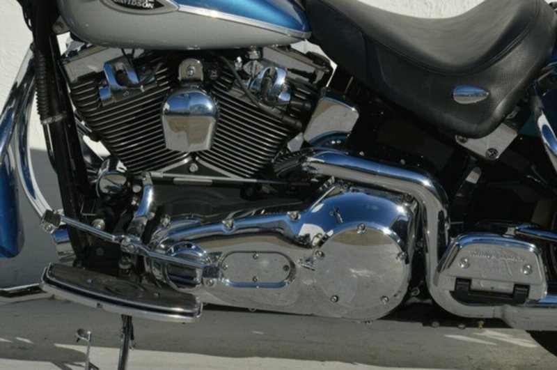 2005 HARLEY-DAVIDSON FLSTS Heritage Springer