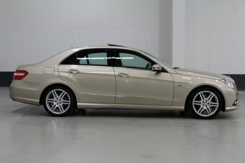 2011 MERCEDES-BENZ E250 CDI AVANTGARDE 212 MY11