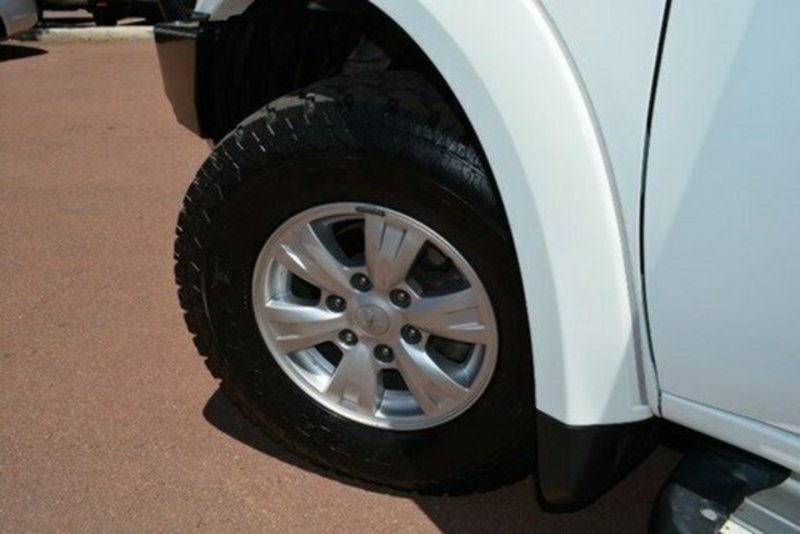 2014 MITSUBISHI TRITON GLX MN