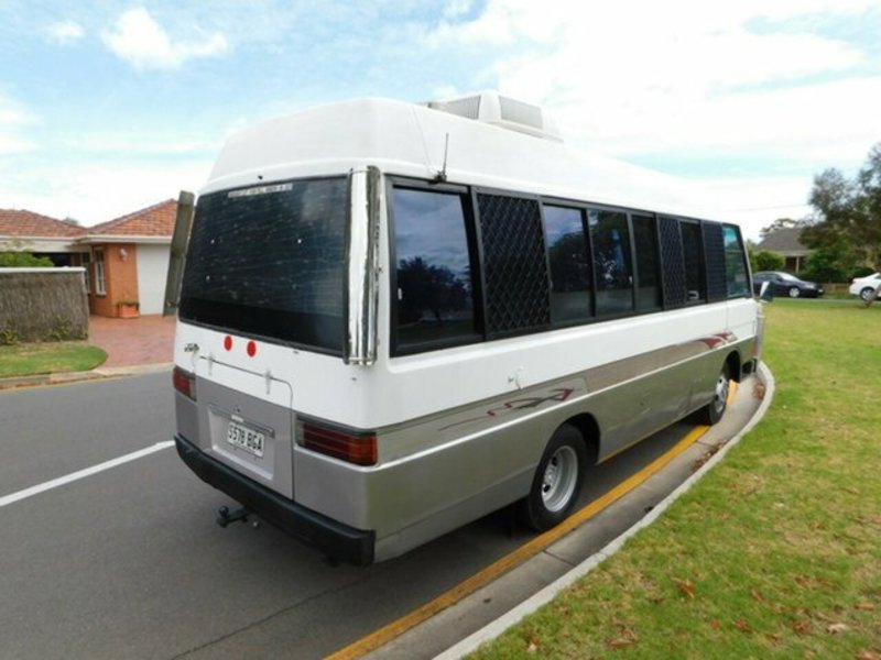 1983 MAZDA T3000