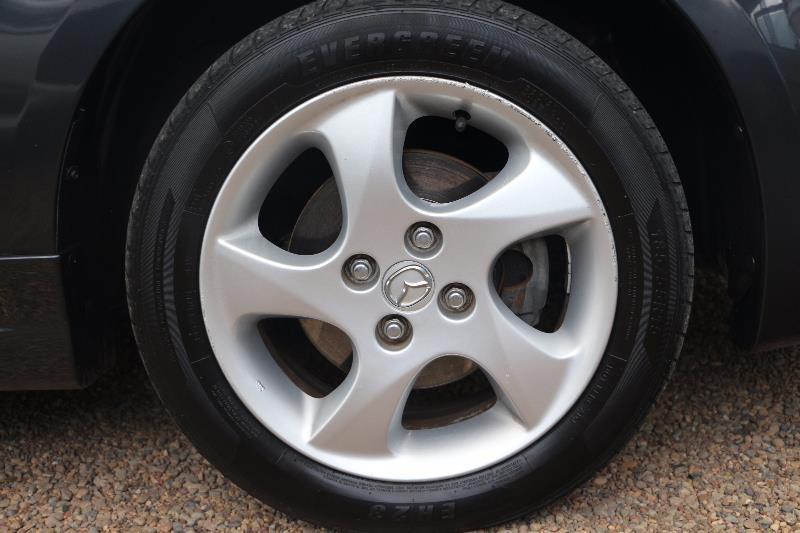 2005 MAZDA 2 GENKI
