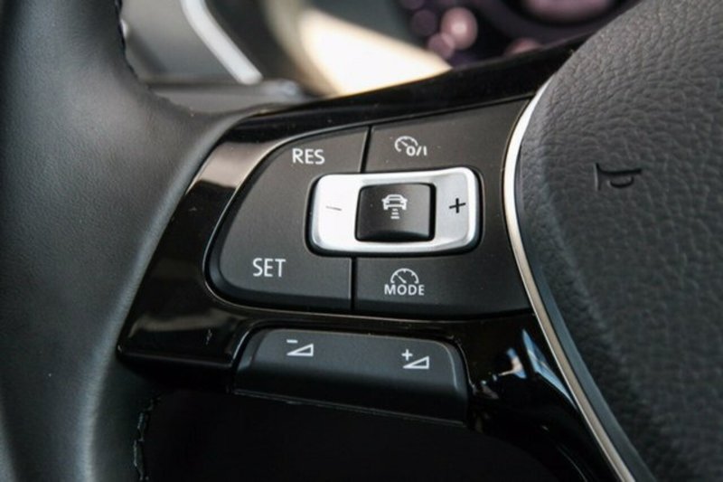 2017 VOLKSWAGEN TIGUAN 110 TDI COMFORTLINE 5NA