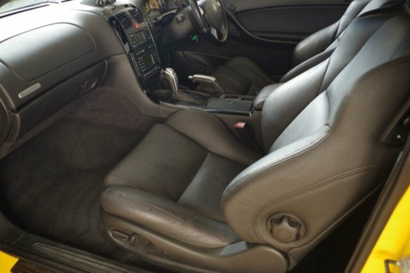 2004 HOLDEN MONARO CV8 VZ