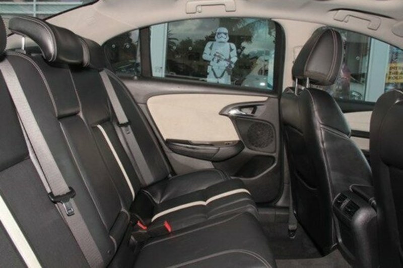 2014 HOLDEN CALAIS V VF