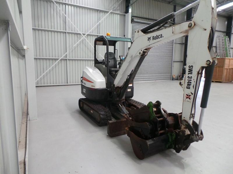 2011 BOBCAT E32M EXCAVATOR