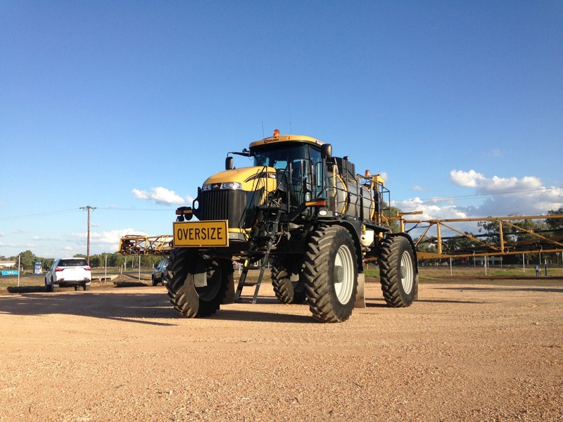 RoGator RG1300 RG1300 Sprayer
