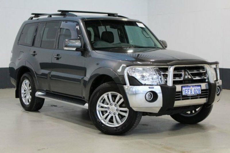 2013 MITSUBISHI PAJERO VR-X LWB (4x4) NW MY13