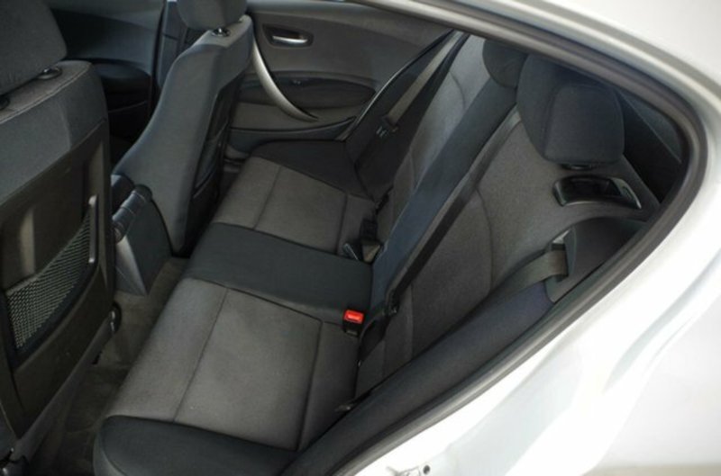 2005 BMW 120I E87
