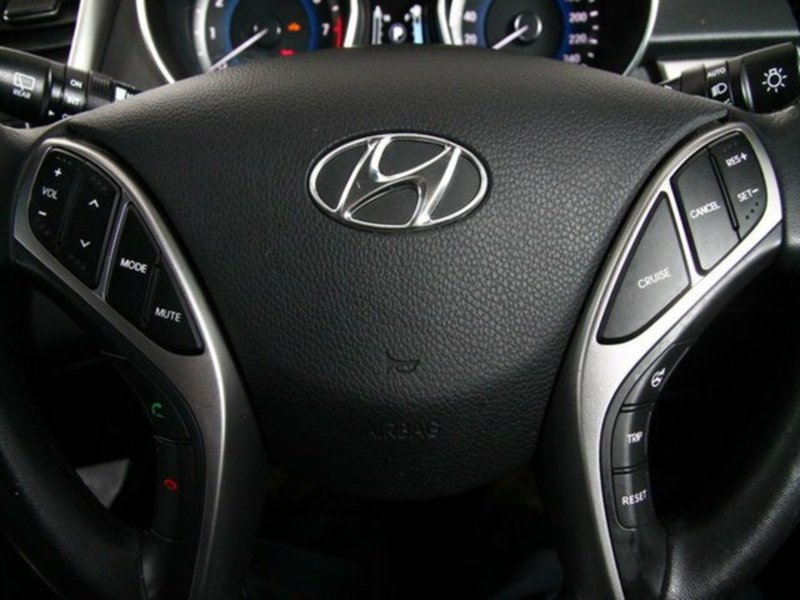 2013 HYUNDAI i30 PREMIUM GD