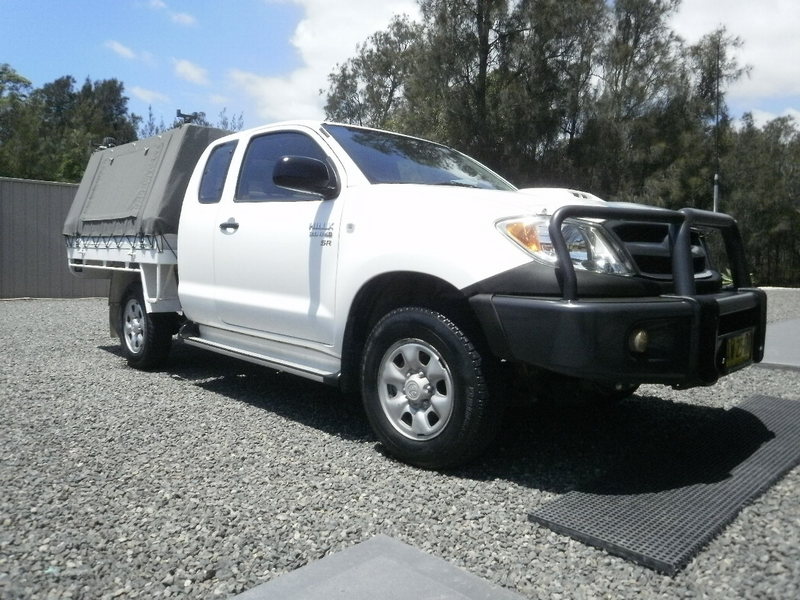2008 TOYOTA HILUX SR (4x4) KUN26R 08 UPGRADE