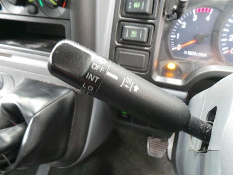 2010 FUSO CANTER