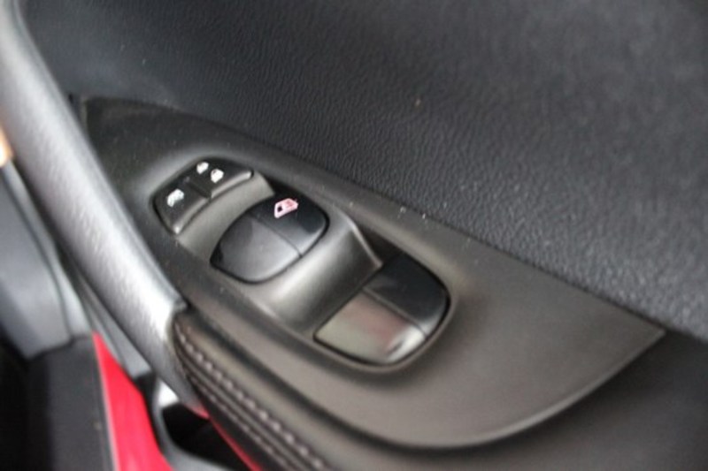 2014 NISSAN X-TRAIL ST T32