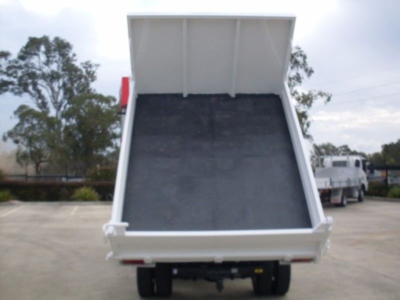 2013 HINO 617 - 300 Series TIPPER TOOL BOX 617 - 300 Series Truck