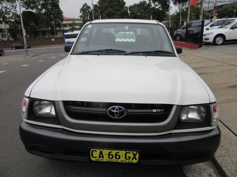 2003 TOYOTA HILUX RZN149R MY02