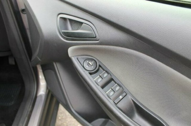 2012 FORD FOCUS Ambiente PwrShift LW