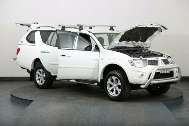 2015 MITSUBISHI TRITON GLX-R (4x4) MN MY15