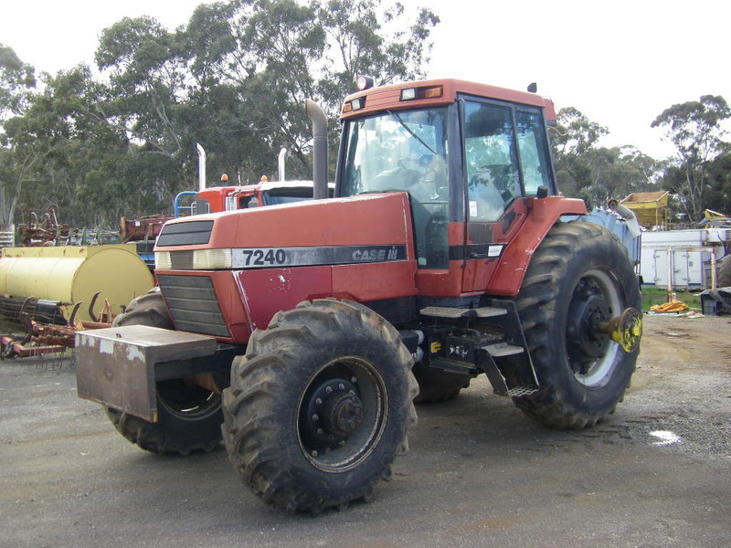 CASE 7240 TRACTOR 3746