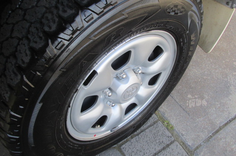 2012 TOYOTA HILUX SR (4x4) KUN26R MY12