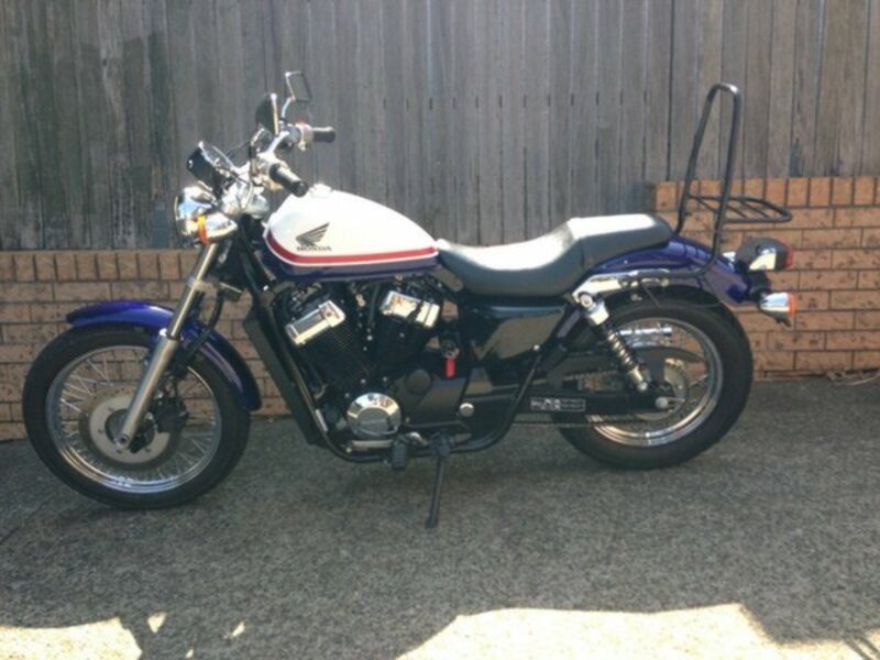 2011 HONDA 750CC VT750S A