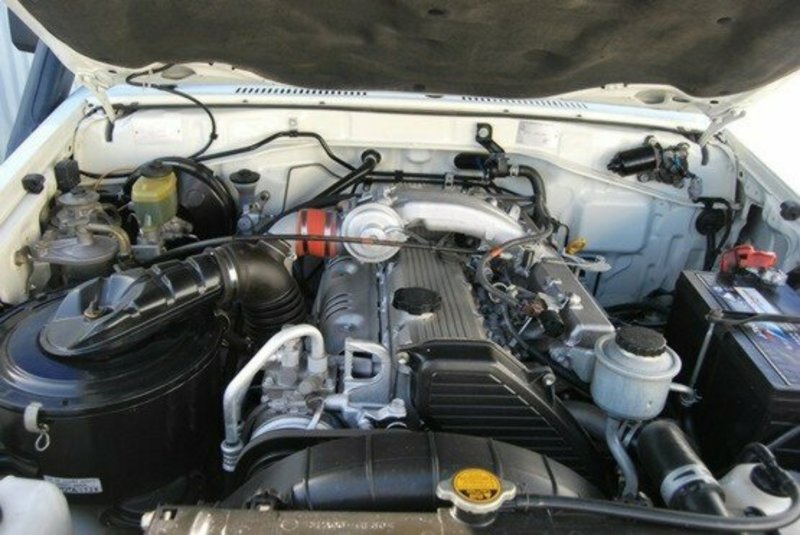2005 TOYOTA LANDCRUISER HDJ79R