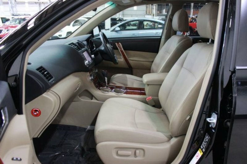 2011 TOYOTA KLUGER GRANDE (4x4) GSU45R MY11 UPGRADE