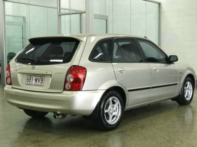 2003 MAZDA 323 ASTINA