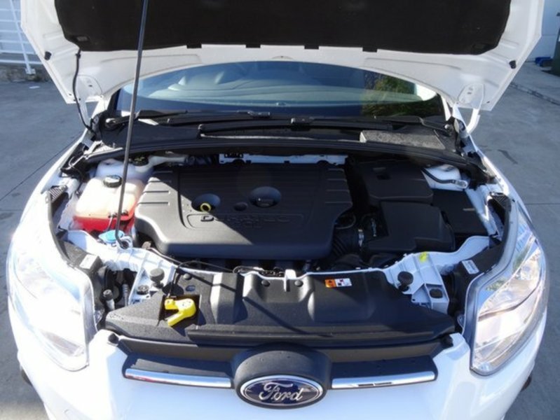 2011 FORD FOCUS TREND LW