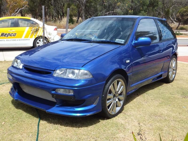 1998 SUZUKI SWIFT CINO