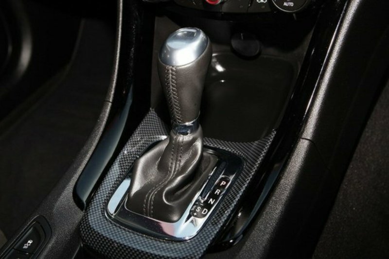 2015 HOLDEN UTE SV6 STORM VF MY15