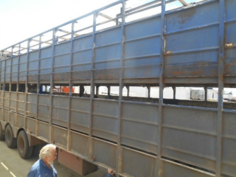2005 Warrego Live Double Decker Stock Crate