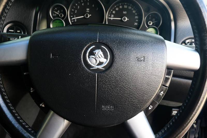 2004 HOLDEN STATESMAN V8 WK