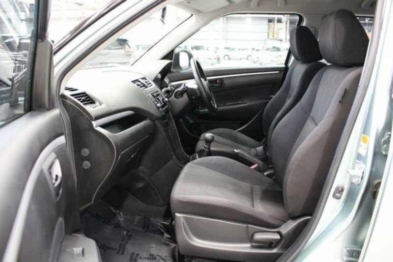 2011 SUZUKI SWIFT GA FZ