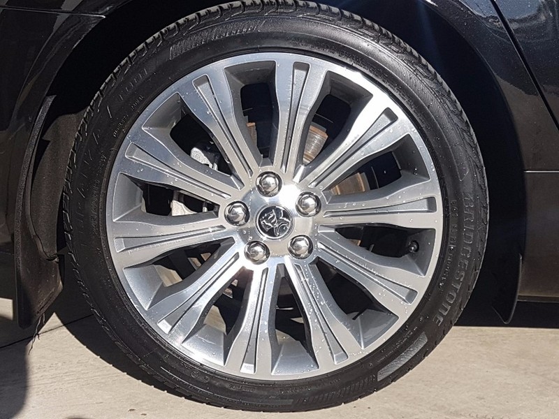 2014 HOLDEN CALAIS V VF