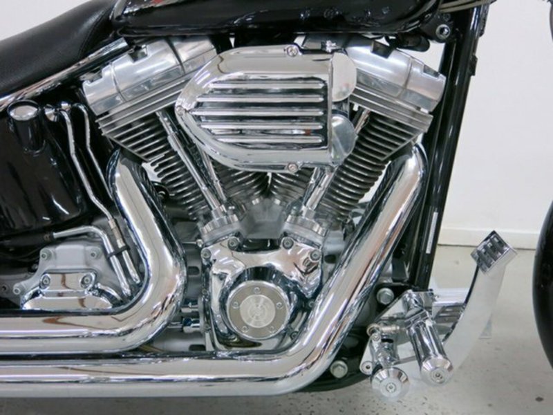 2006 HARLEY-DAVIDSON FXST Softail Standard