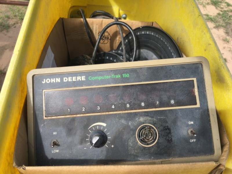 JOHN DEERE 1700 Planters