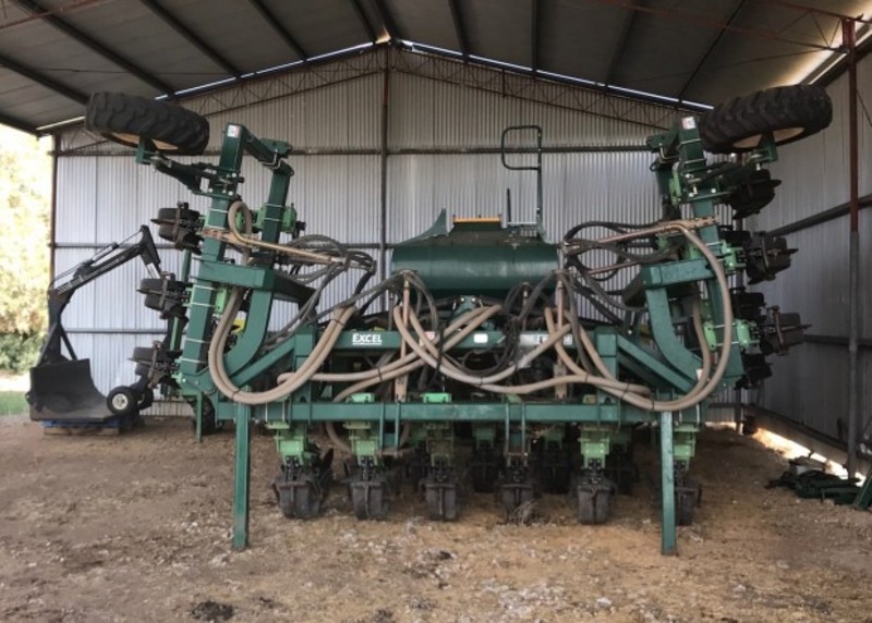 Excel Stubble Warrior planters