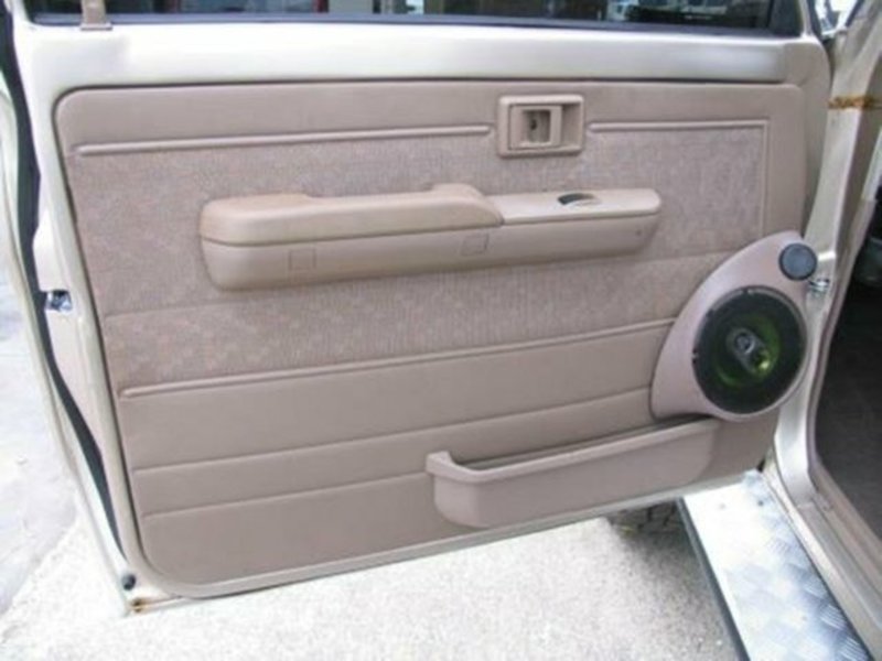 2006 TOYOTA LANDCRUISER RV (4x4) HDJ79R