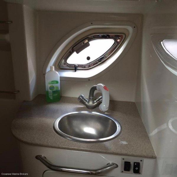 Sea Ray Sports Cruiser PRICE REDUCED NOW INCLUDES PEN