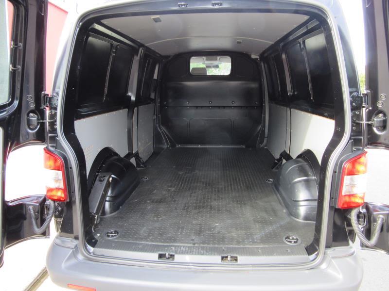 2011 VOLKSWAGEN TRANSPORTER T5 MY11
