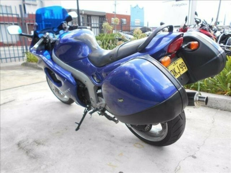 2001 TRIUMPH 955CC T955i (DAYTONA 955i)