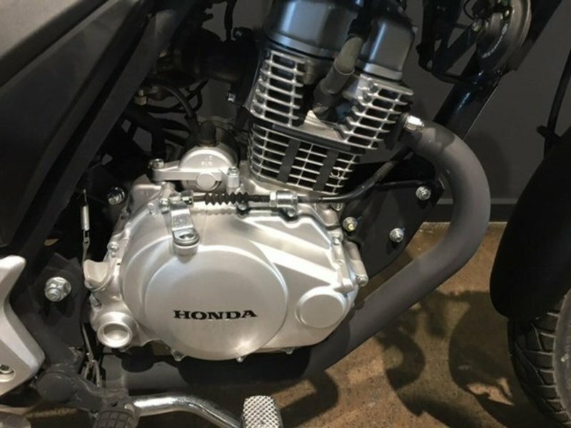 2012 HONDA CB125E
