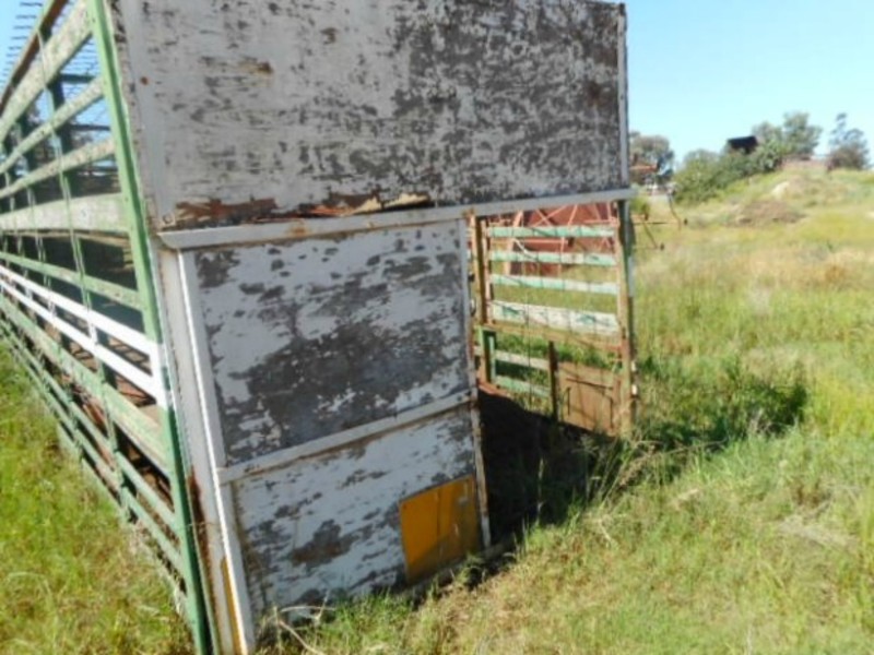 Custom Livestock Equip