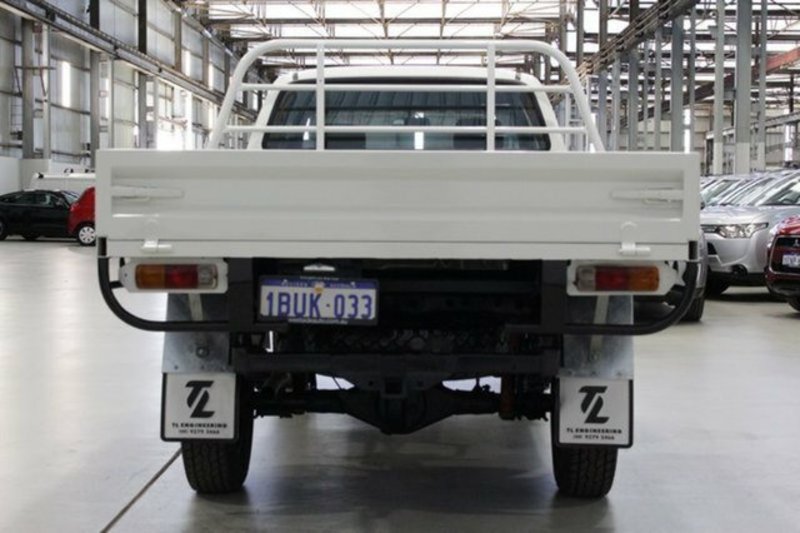 2001 TOYOTA HILUX (4x4) RZN174R