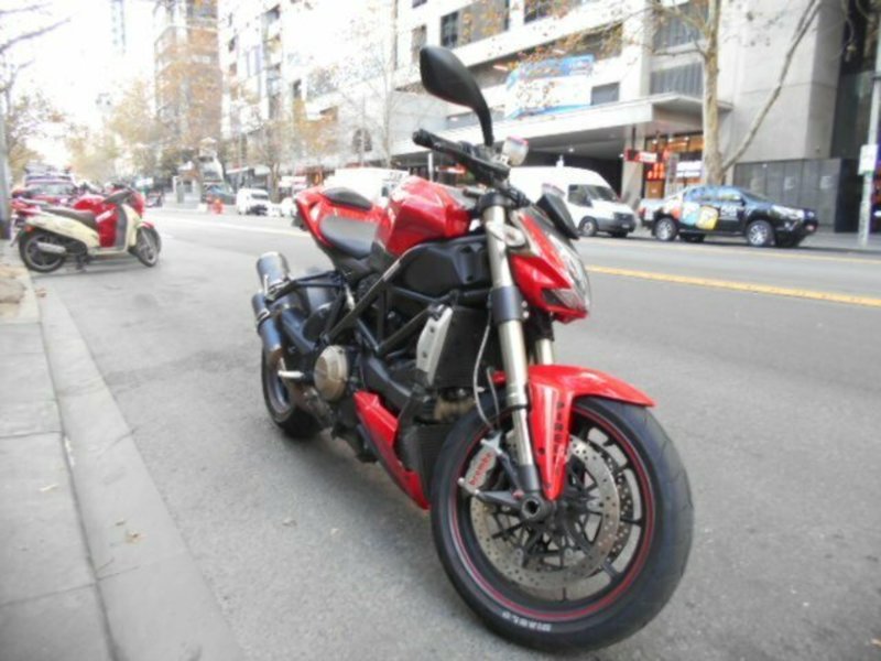 2009 DUCATI 1100CC STREETFIGHTER MY09