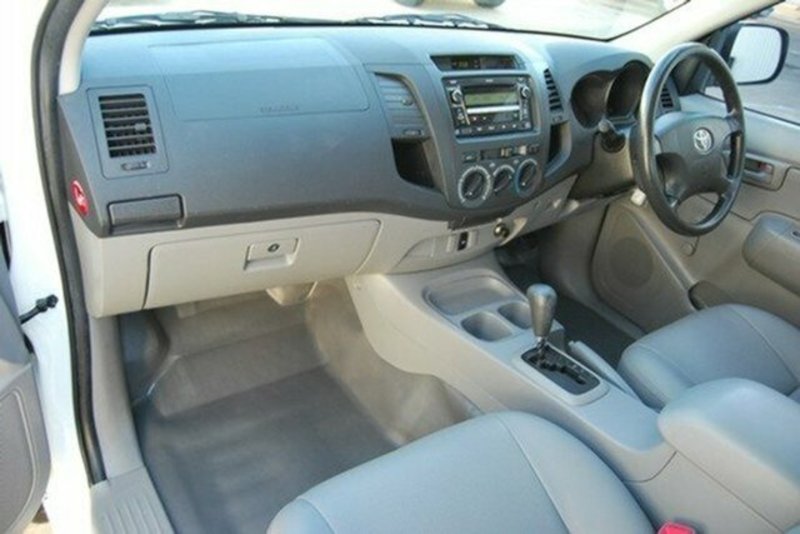 2011 TOYOTA HILUX Workmate Double Cab TGN16R MY12