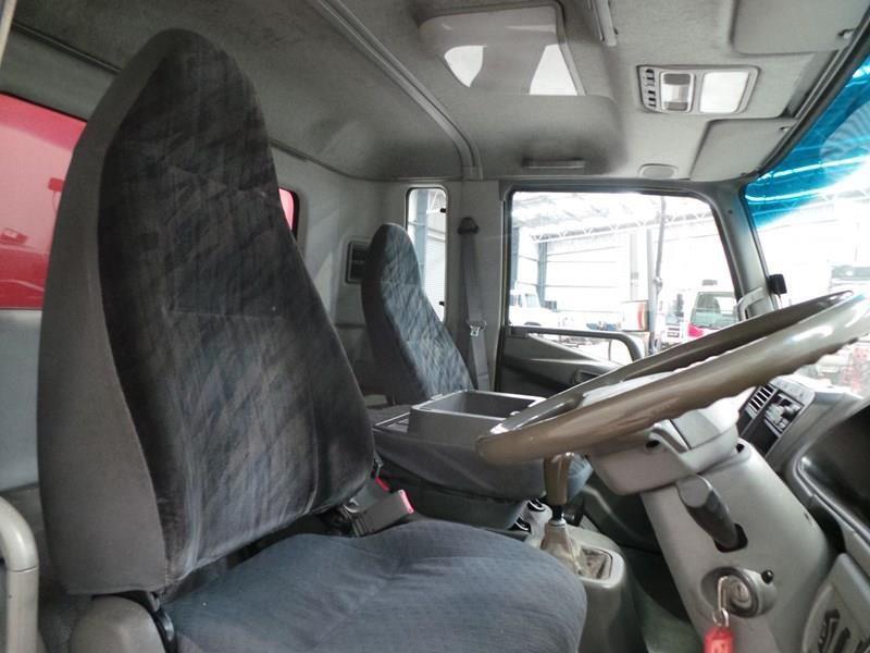 2004 FUSO FIGHTER FK617 TAUTLINER