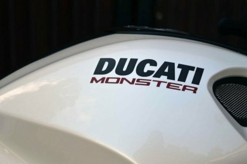 2009 DUCATI Monster 696 2009 696