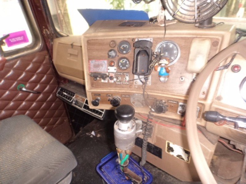 1976 MACK R600 SERIES Prime Mover R600 SERIES Truck