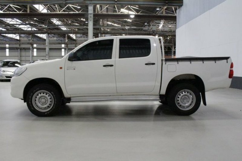 2014 TOYOTA HILUX SR (4x4) KUN26R MY14