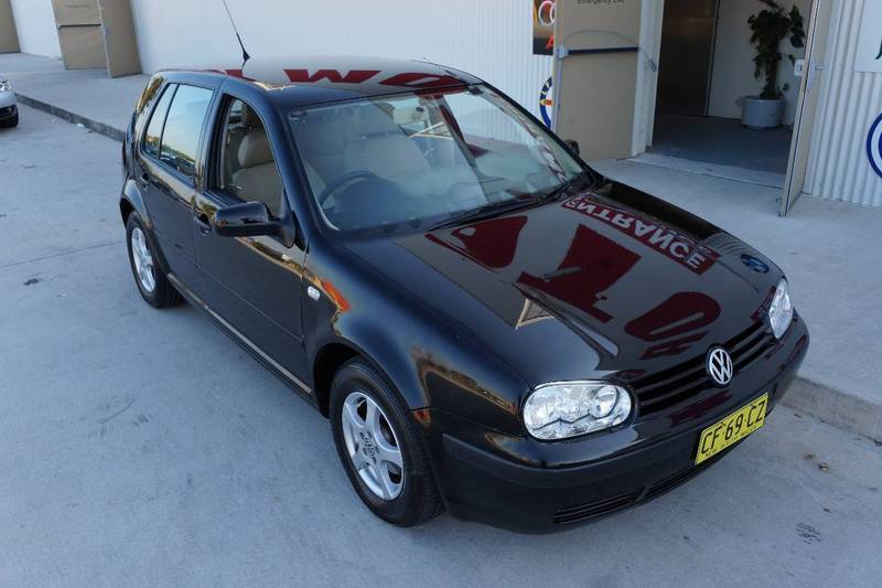 2002 VOLKSWAGEN GOLF GL